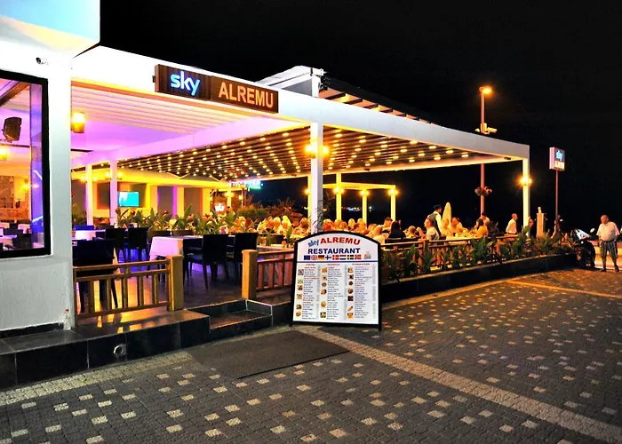 Apartahotel Sky Alremu