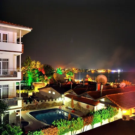 Sky Alremu Aparthotel 3*
